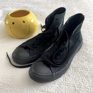 Black High Top Converse All Star ✨excellent condition✨